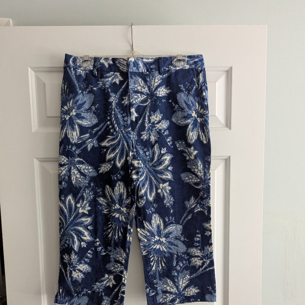 Ralph Lauren  Crop Pants - Size 10 Petite - Denim Blue with White  Floral design